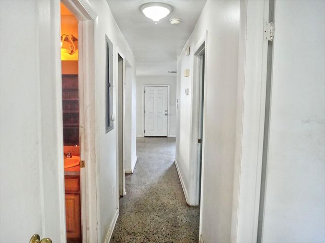 4219 W GREEN STREET, Tampa, FL 33607