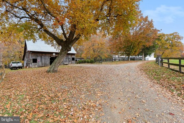 11208 W MONTPELIER RD, Great Falls, VA 22066