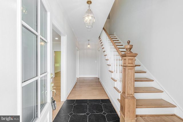 11208 W MONTPELIER RD, Great Falls, VA 22066