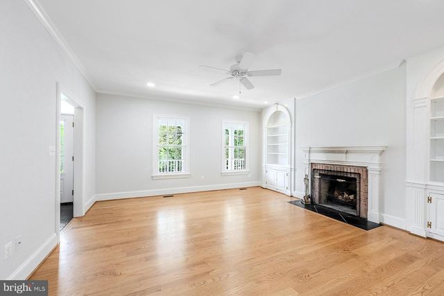 11208 W MONTPELIER RD, Great Falls, VA 22066