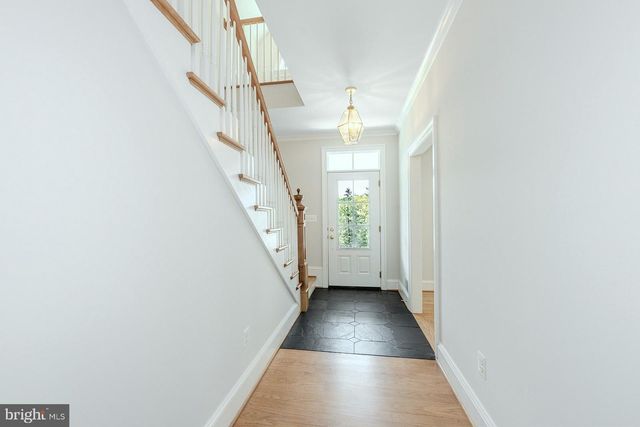 11208 W MONTPELIER RD, Great Falls, VA 22066