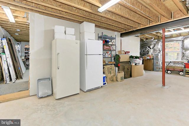 11208 W MONTPELIER RD, Great Falls, VA 22066