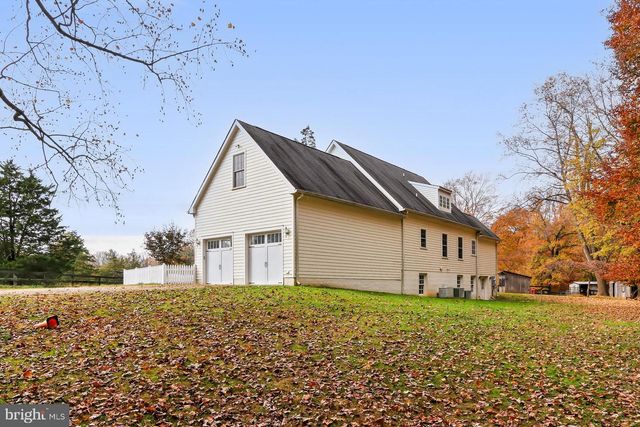 11208 W MONTPELIER RD, Great Falls, VA 22066