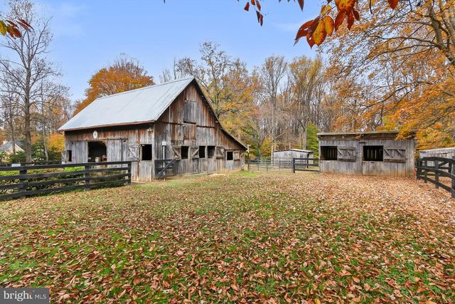 11208 W MONTPELIER RD, Great Falls, VA 22066
