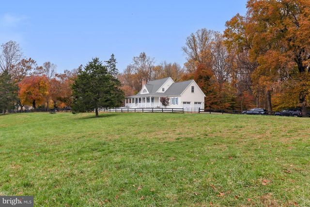 11208 W MONTPELIER RD, Great Falls, VA 22066