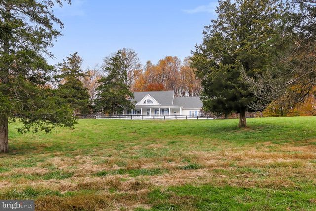 11208 W MONTPELIER RD, Great Falls, VA 22066