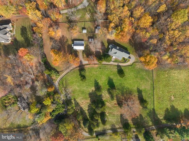 11208 W MONTPELIER RD, Great Falls, VA 22066