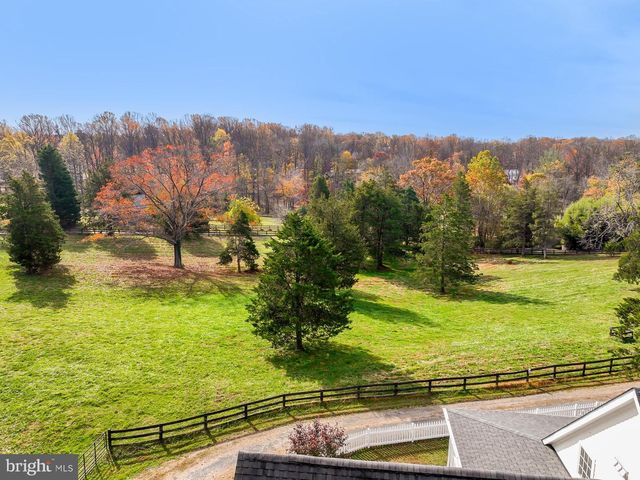 11208 W MONTPELIER RD, Great Falls, VA 22066