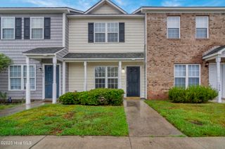 1008 Springwood Drive, Jacksonville, NC 28546