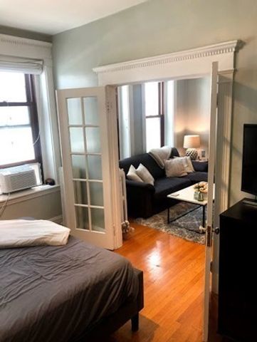 8 Garrison St 401, Boston, MA 02116