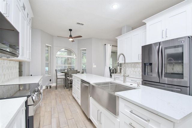 10537 VERSAILLES BOULEVARD, Clermont, FL 34711