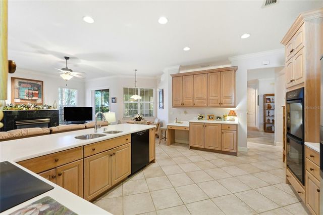 108 LAKE REGION BOULEVARD N, Winter Haven, FL 33881