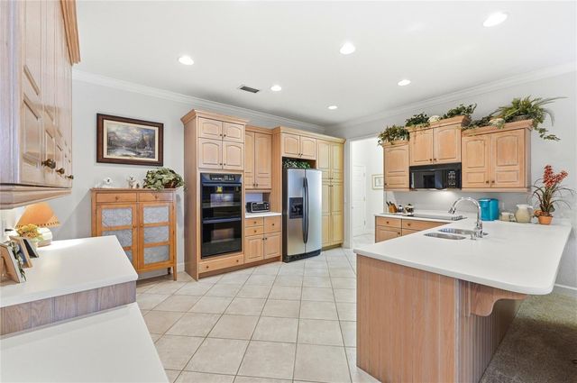 108 LAKE REGION BOULEVARD N, Winter Haven, FL 33881