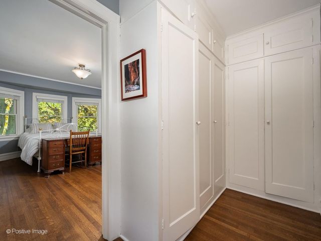 320 N Scoville Avenue, Oak Park, IL 60302