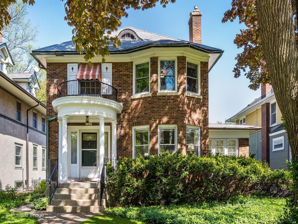 320 N Scoville Avenue, Oak Park, IL 60302