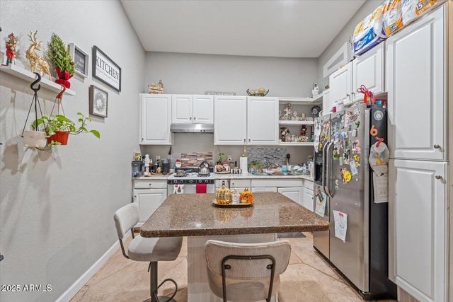 7849 S 7TH Avenue, Phoenix, AZ 85041