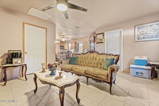 7849 S 7TH Avenue, Phoenix, AZ 85041