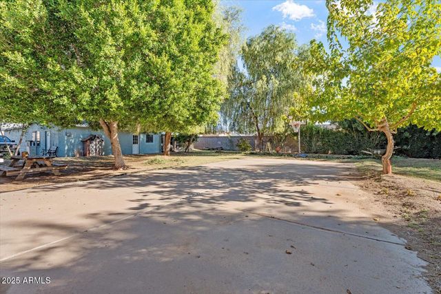 7849 S 7TH Avenue, Phoenix, AZ 85041