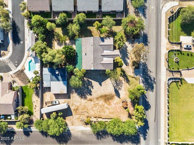 7849 S 7TH Avenue, Phoenix, AZ 85041