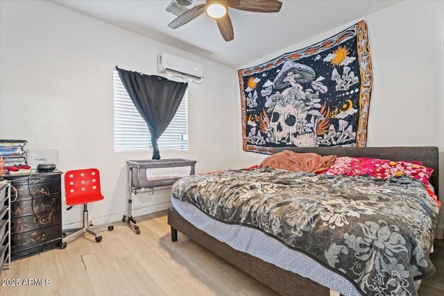 7849 S 7TH Avenue, Phoenix, AZ 85041