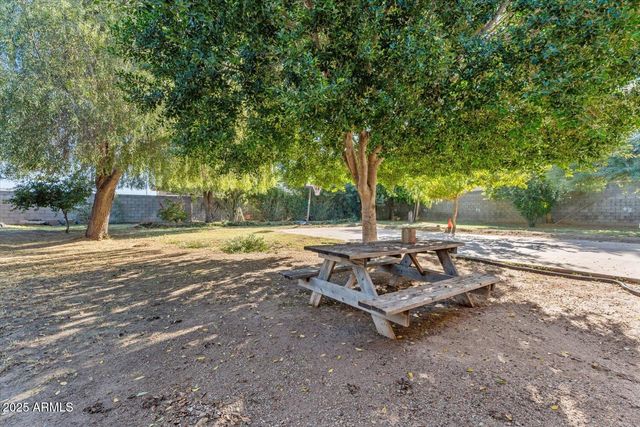 7849 S 7TH Avenue, Phoenix, AZ 85041