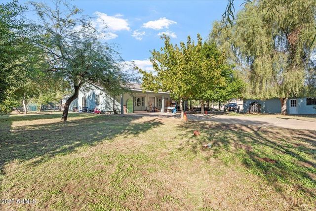 7849 S 7TH Avenue, Phoenix, AZ 85041