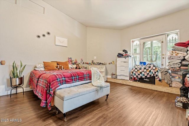 7849 S 7TH Avenue, Phoenix, AZ 85041