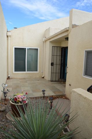 3291 Esplanade Circle SE, Rio Rancho, NM 87124