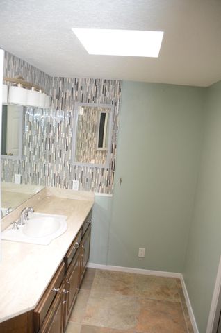 3291 Esplanade Circle SE, Rio Rancho, NM 87124