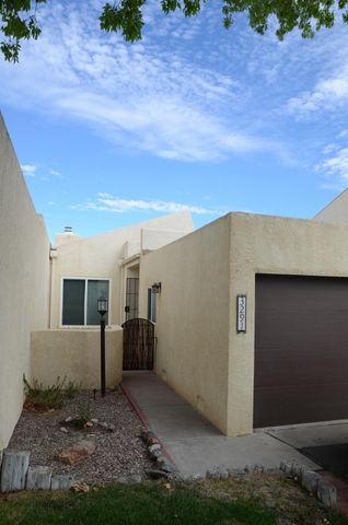 3291 Esplanade Circle SE, Rio Rancho, NM 87124