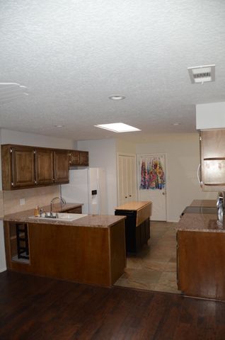 3291 Esplanade Circle SE, Rio Rancho, NM 87124