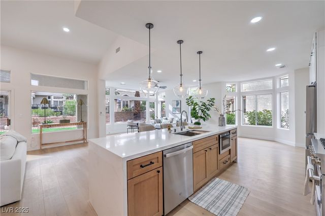 10301 Marymont Place, Las Vegas, NV 89134