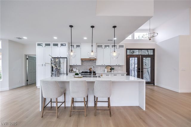 10301 Marymont Place, Las Vegas, NV 89134