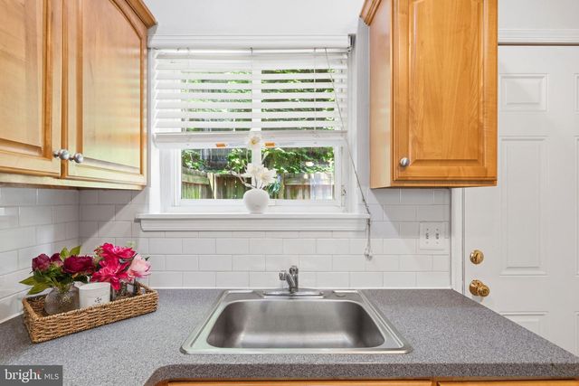 928 N. BAMBREY, Philadelphia, PA 19130