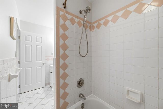 928 N. BAMBREY, Philadelphia, PA 19130