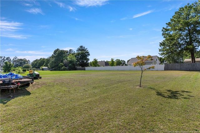 238 Emma Lane, Raeford, NC 28376