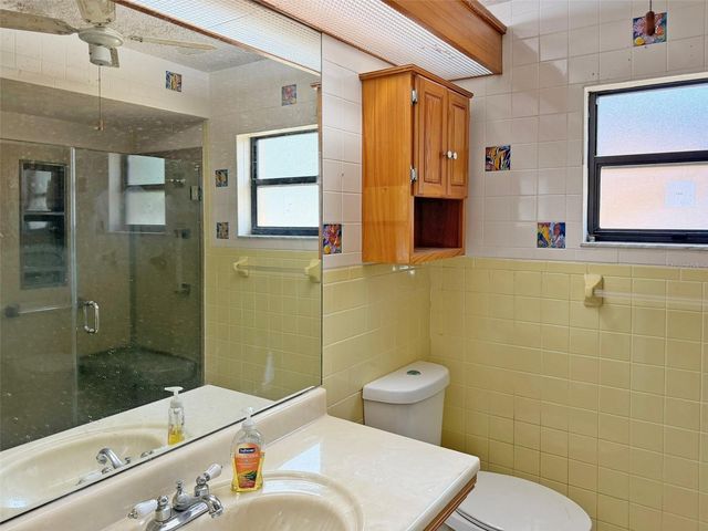 8185 PHILATELIC DRIVE, Spring Hill, FL 34606