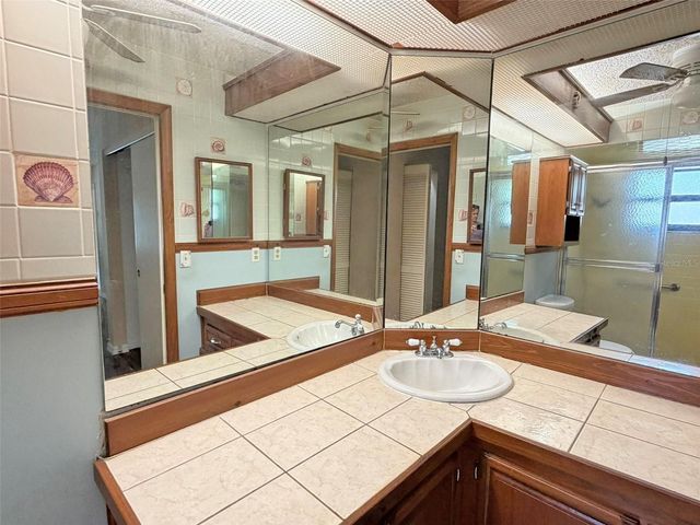 8185 PHILATELIC DRIVE, Spring Hill, FL 34606