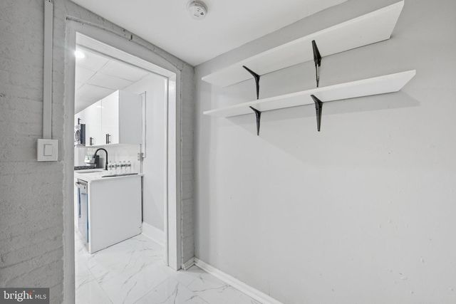 19 CUYLER AVE, Trenton, NJ 08609