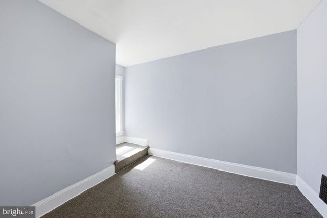 19 CUYLER AVE, Trenton, NJ 08609
