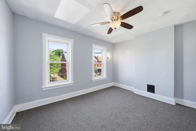 19 CUYLER AVE, Trenton, NJ 08609