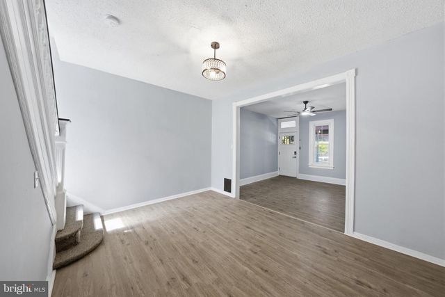 19 CUYLER AVE, Trenton, NJ 08609