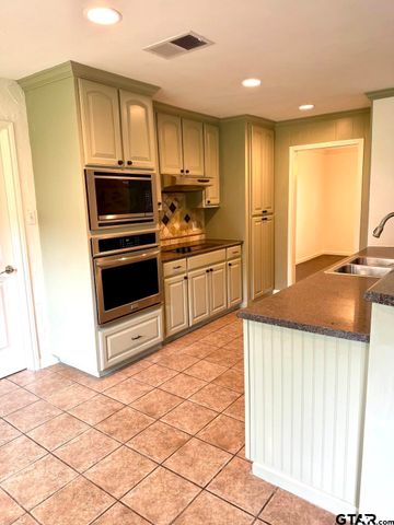 3424 GLENDALE DRIVE, Tyler, TX 75701