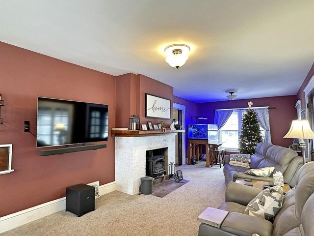 326 S Wisconsin Street, Janesville, WI 53545