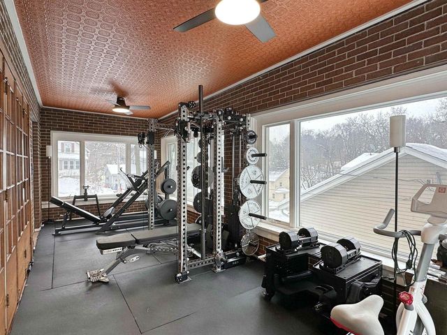 326 S Wisconsin Street, Janesville, WI 53545