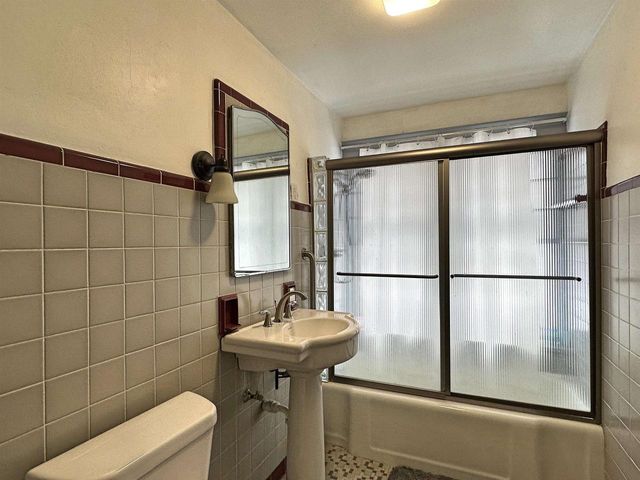 326 S Wisconsin Street, Janesville, WI 53545