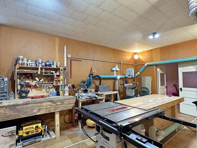 326 S Wisconsin Street, Janesville, WI 53545