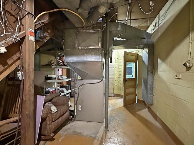 326 S Wisconsin Street, Janesville, WI 53545