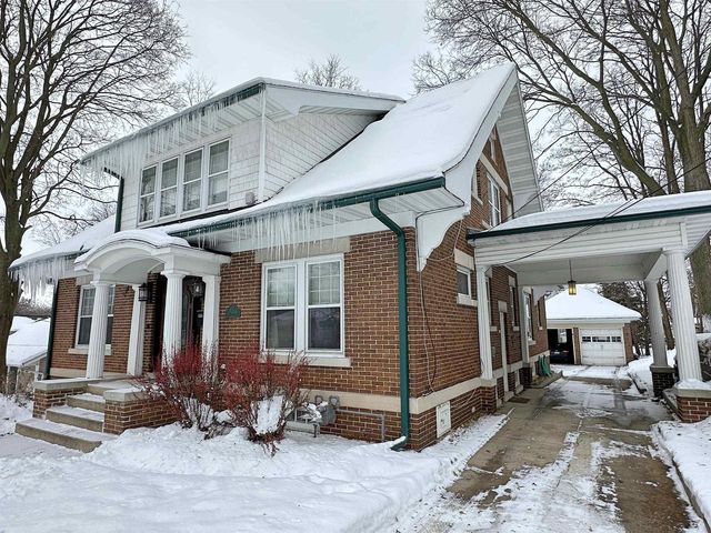326 S Wisconsin Street, Janesville, WI 53545