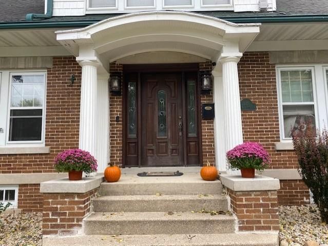 326 S Wisconsin Street, Janesville, WI 53545